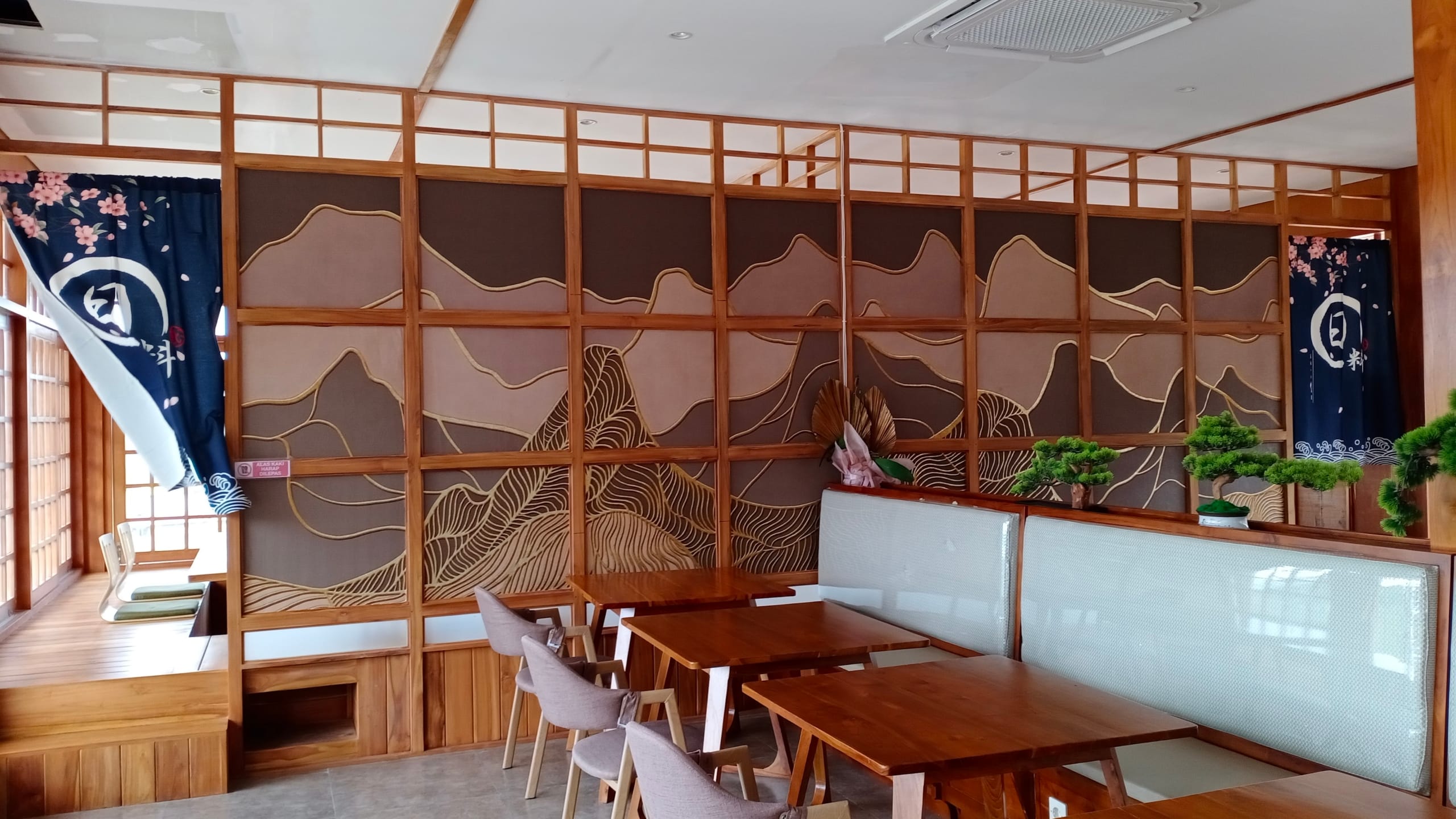 Wallpaper Custom Tangerang